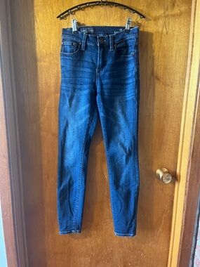 J. Crew LookCut High rise Women's Skinny Jeans in Dark Blue Wash 24